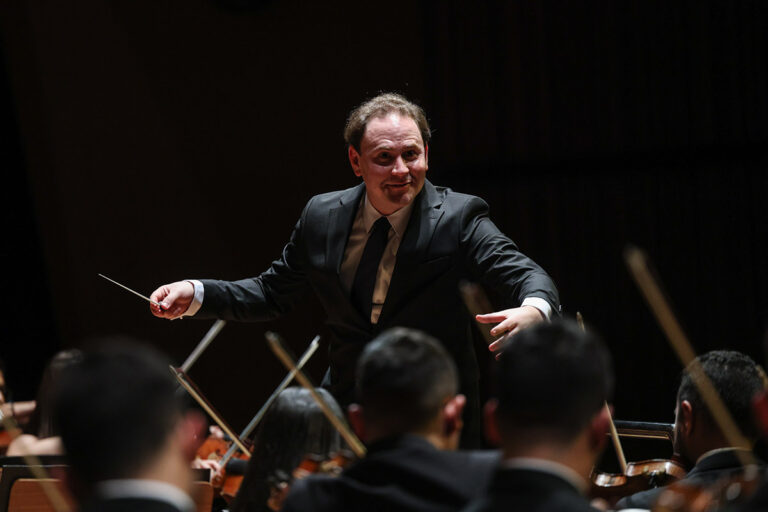 SBSO in Is Sanat Concert Hall in Istanbul